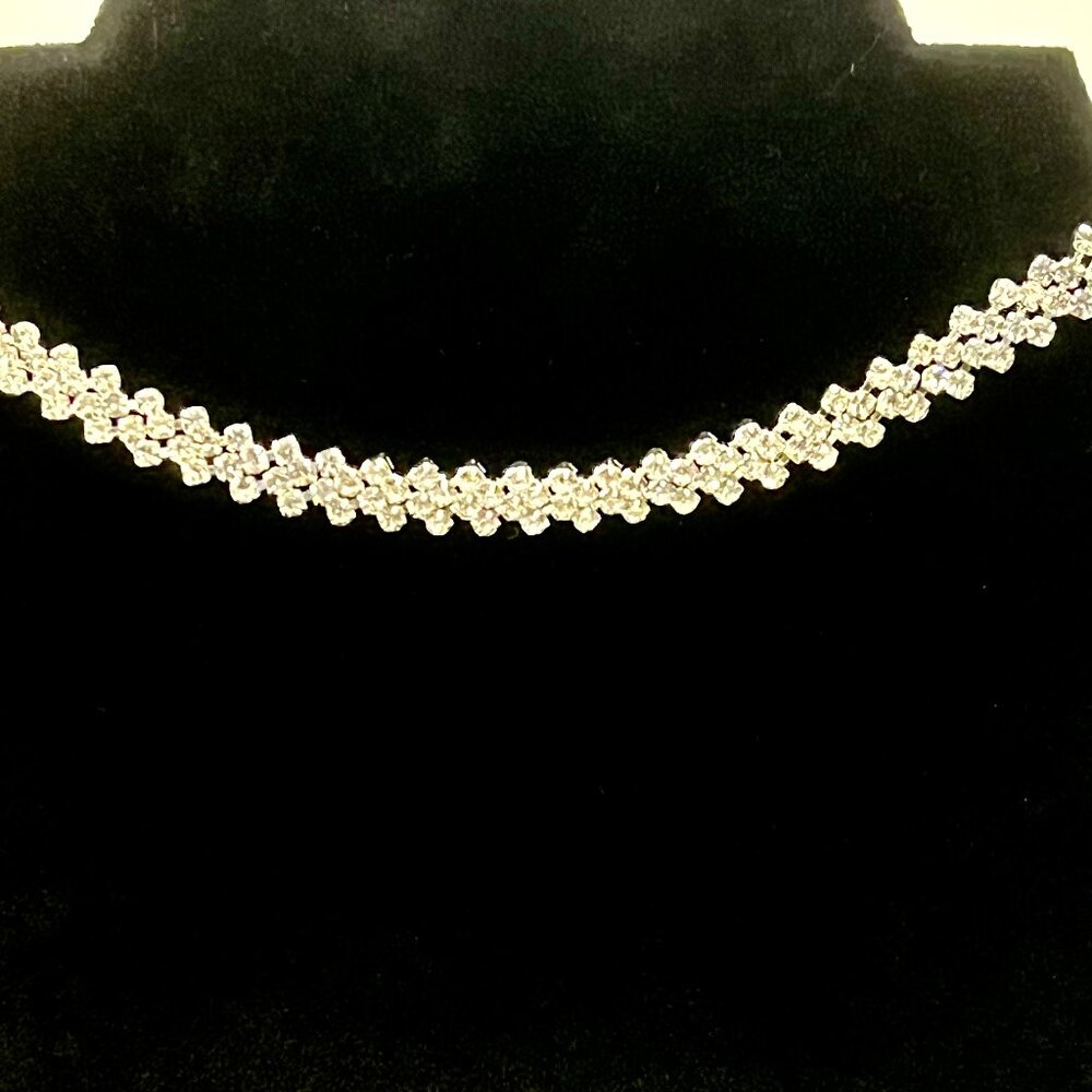 Adjustable Silver Crystal Rhinestone Necklace Cho… - image 3